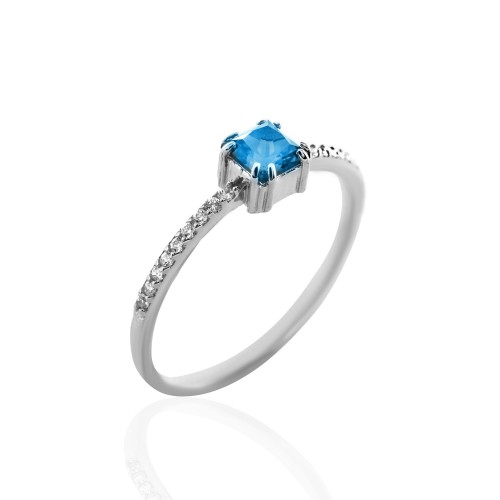 Δαχτυλίδι Γυναικείο Χρυσό με ορυκτό Μπλε Τοπάζιου .